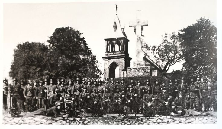  Dieveniškės, market town (Dziewieniszki rural commune). Żołnierze AK w Dziewieniszkach