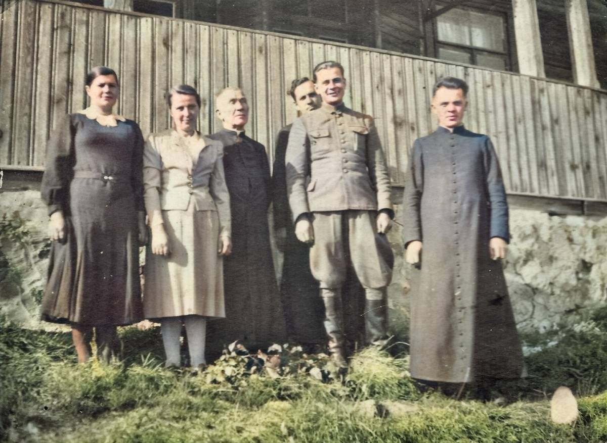  Dziewieniszki, miasteczko   (Dziewieniszki gmina wiejska  ). Dziewieniszki. Plebania, ok. 1937 r. Archiwum prywatne - Paweł Subocz