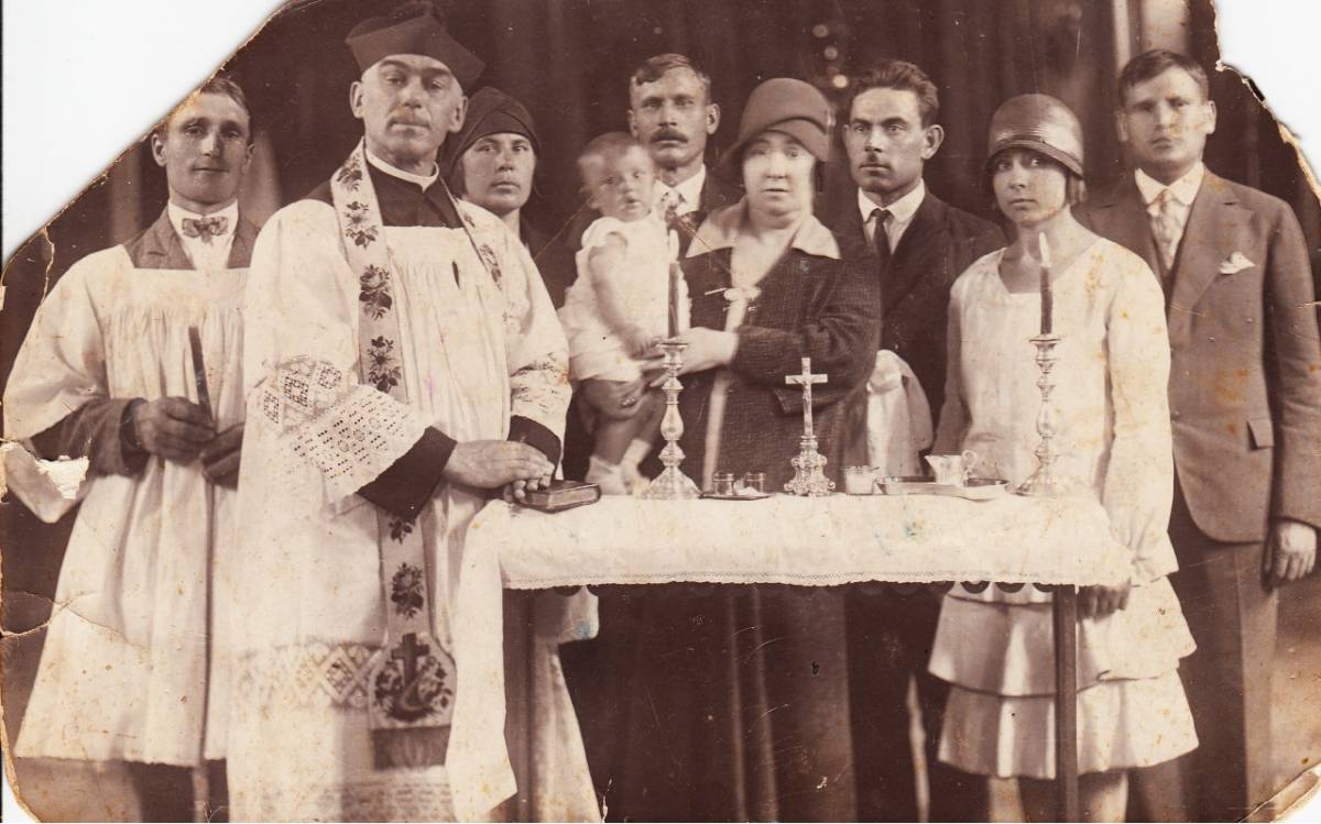  Dziewieniszki, miasteczko   (Dziewieniszki gmina wiejska  ). Międzywojenne zdjęcie z chrztu. Dziewieniszki. Archiwum prywatne - Paweł Subocz