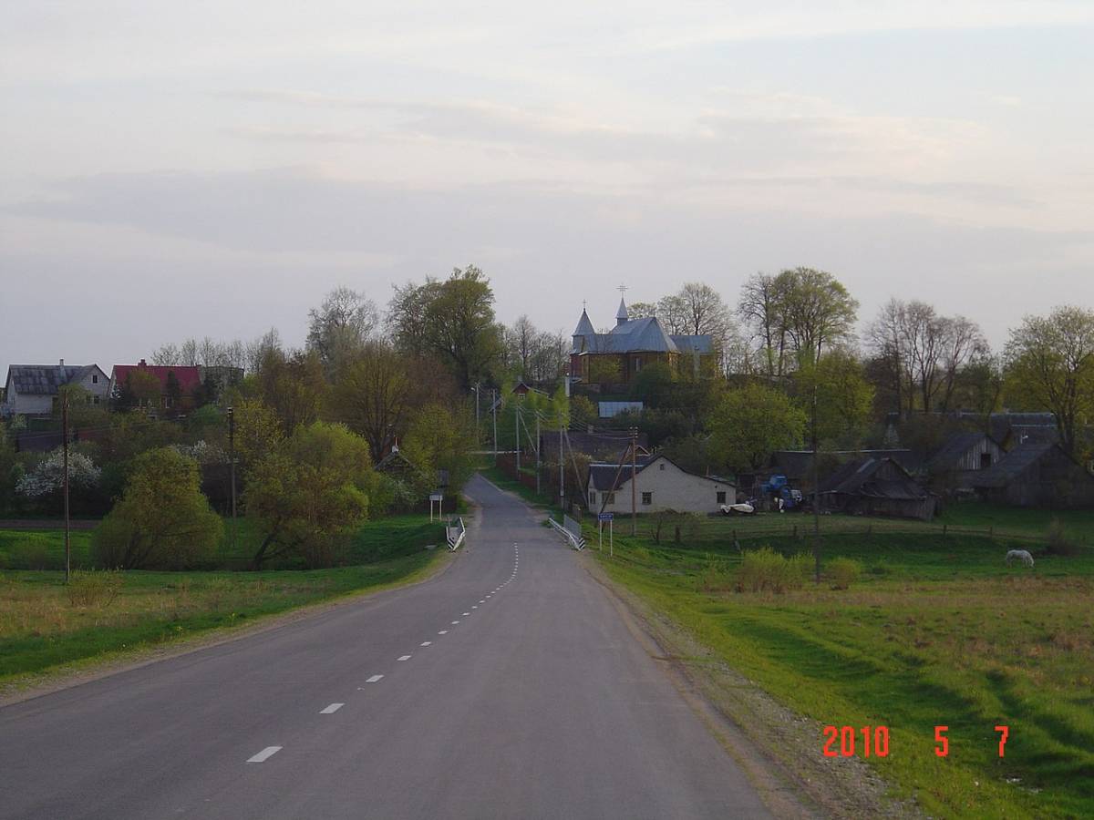  Dziewieniszki, miasteczko   (Dziewieniszki gmina wiejska  ). Widok na wzgórze dziewieniskie
