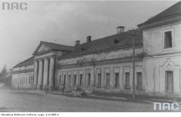  Дзярэчын, аграгарадок (Дзярэчынскі сельсавет). Dereczyn, woj. nowogródzkie. Pałac Sapiehów<br>Fot. Parkott W., 1918-1934