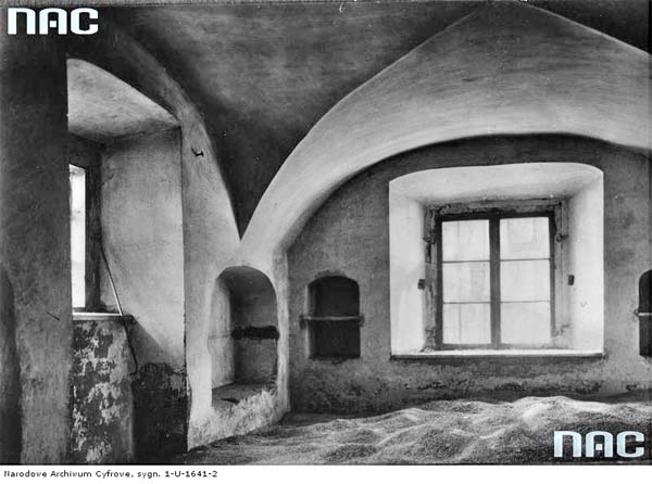  Hruszówka, wieś (Nacz sielsowiet). Hruszówka, województwo nowogrodzkie. Dom Tadeusza Rejtana. Wnętrze jednego z pokoi.<br>Fot. Bułhak Jan, 1930