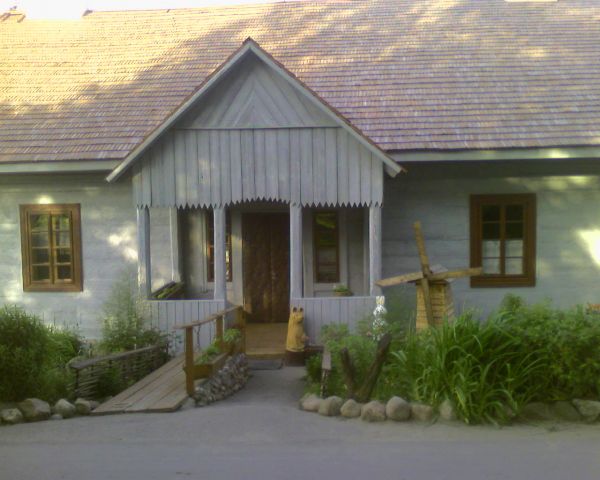  Jachimowszczyzna, agrotown (Pałačanski rural council). 