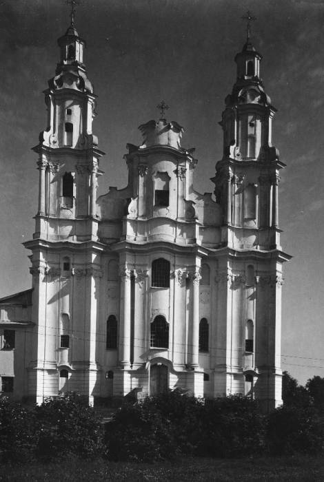  Березвечь, имение (Глубокое сельская гмина). 