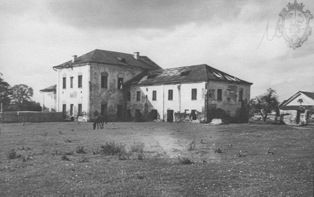  Дзярэчын, аграгарадок (Дзярэчынскі сельсавет). 