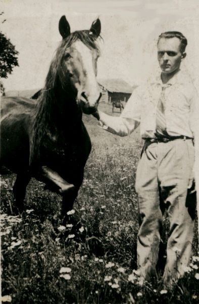  Żuprany, agrotown (Zhupranskiy rural council). Mój Wujek Piotr Wienckowski.