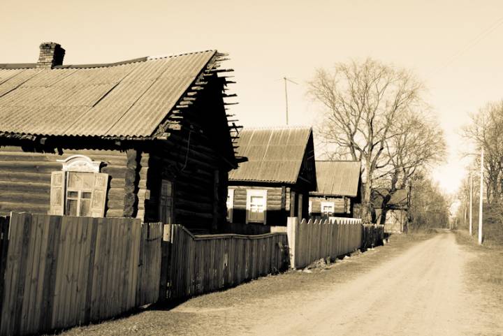 Poblin, wieś   (Biarozaŭski sielsowiet  ). 