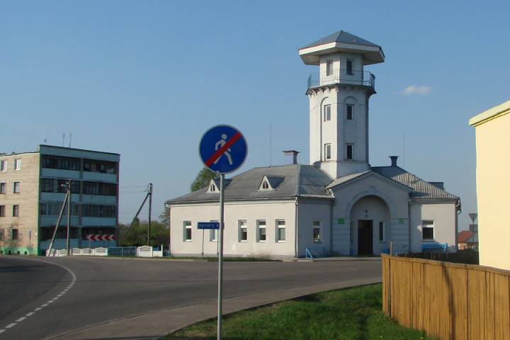  Byteń, agromiasteczko   (Byteń sielsowiet  ). 