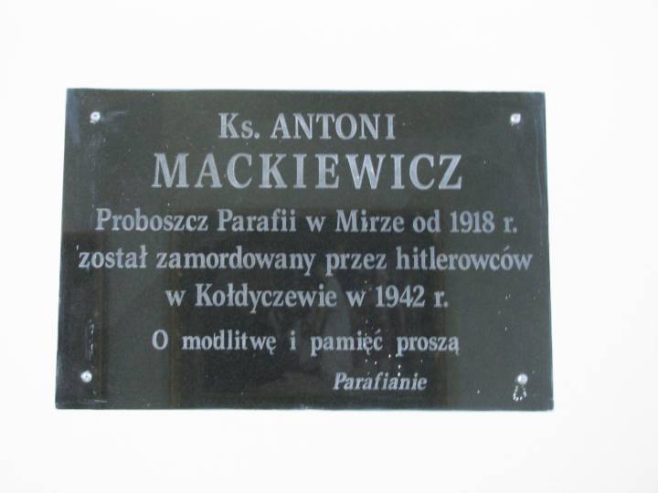  Mir, agrotown (Mir settlement council). 