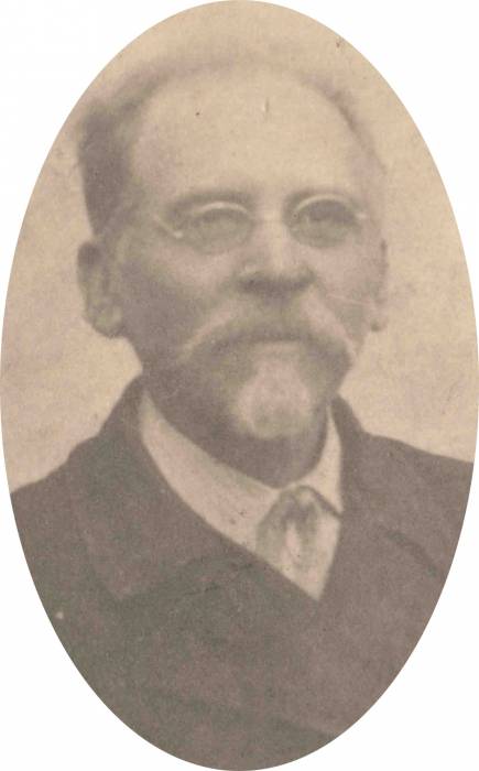  ,  (  ). Właściciele Janowszczyzny z prawej Władysław Józefowicz herbu Leliwa ur. 1845 w Janowszczyźniew  zm.1920, pochowany w Olkowiczach