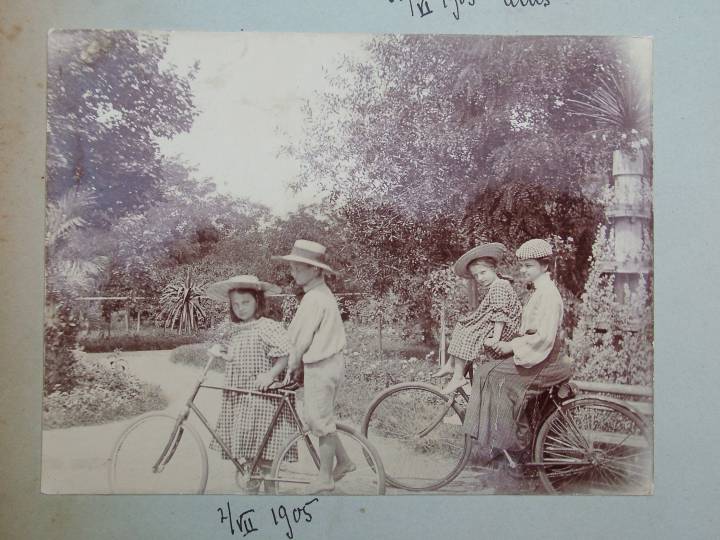  Халопенічы, маёнтак (Халопеніцкая воласць). 