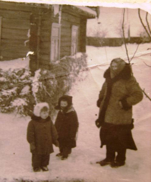  Macielewszczyzna, wieś   (Snoŭski sielsowiet  ). На Мацылёўскіх хутарах