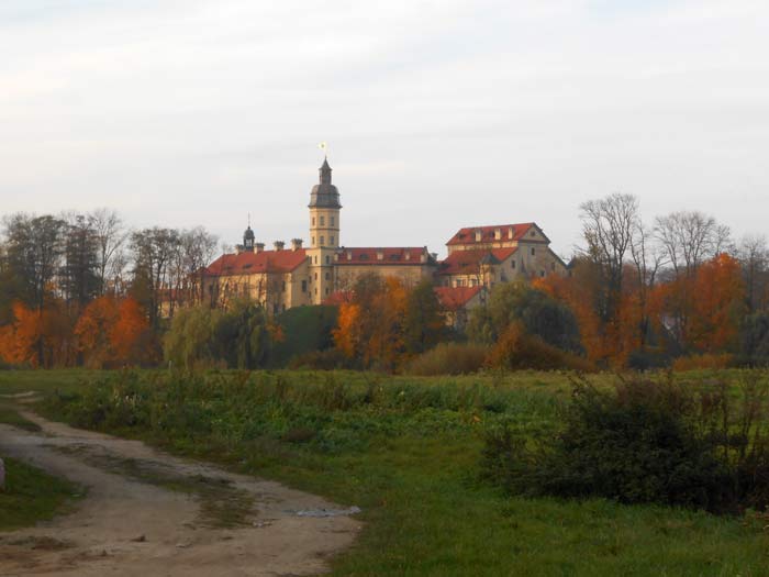  Zamek Radziwiłła, castle (Łań rural commune). Радзівілаўскі замак ў Нясвіжы