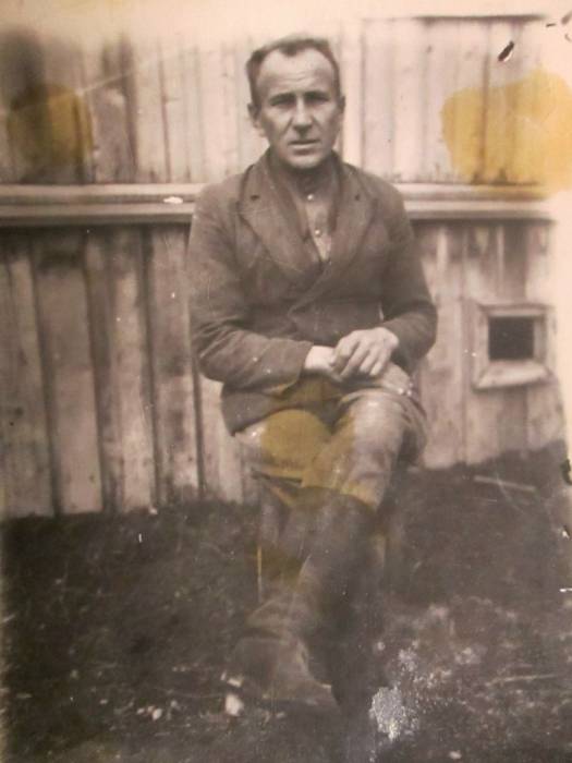  Болтуп, деревня (Кольчунский сельсовет). Прадед, Карицкий Владимир Федорович 