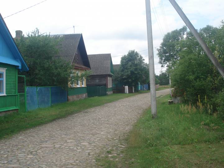 Гілікі, вёска (Івянецкі сельсавет). Po środku dom rodzinny mojej babci Walerii.