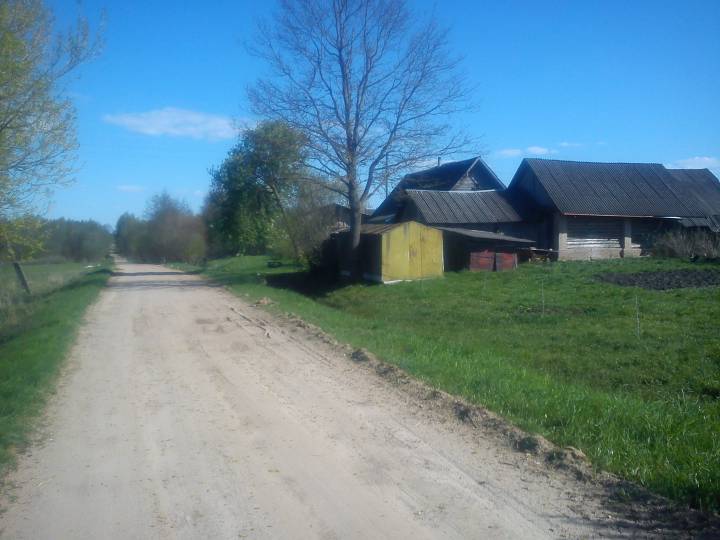  Arcimowicze, wieś   (Dalekie sielsowiet  ). 