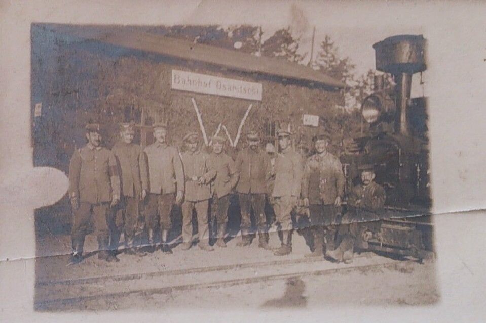  Azarichi, village (Staro-Yurkovichskaya volost). Железнодорожная станция 