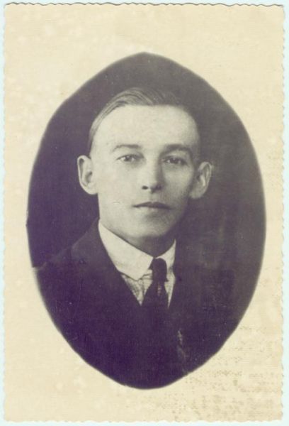  Pińsk, miasto   (   ). Kazimierz Nowotny s,Józefa ur. w Pińsku.Fot. z ok.1910r.