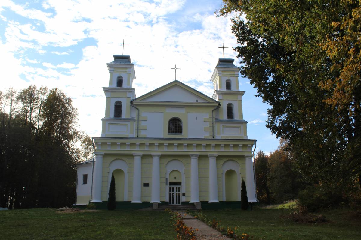  Варонча, аграгарадок (Райцаўскі сельсавет). Касцёл св. Ганны. Варонча