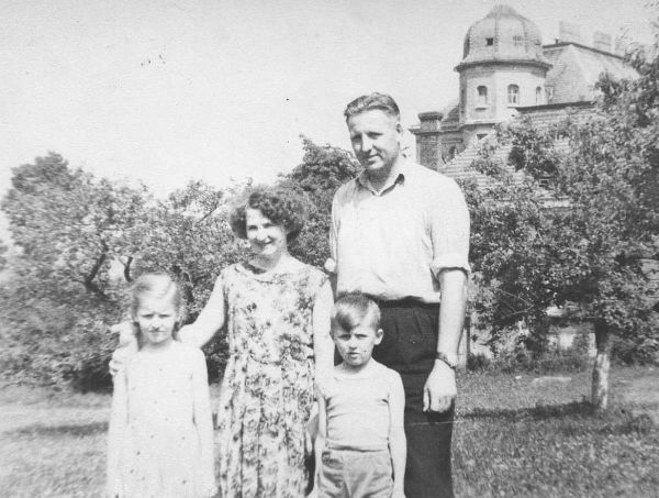  Белявино, застенок (Мядзель сельская гмина). 
