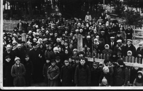  Łoza Łomaska, colony (Prozoroki rural commune). Cmentarz i kaplica przy drodze Łomasze - Waśkowo (chyba 500 m od Łozy). Rok 1939?