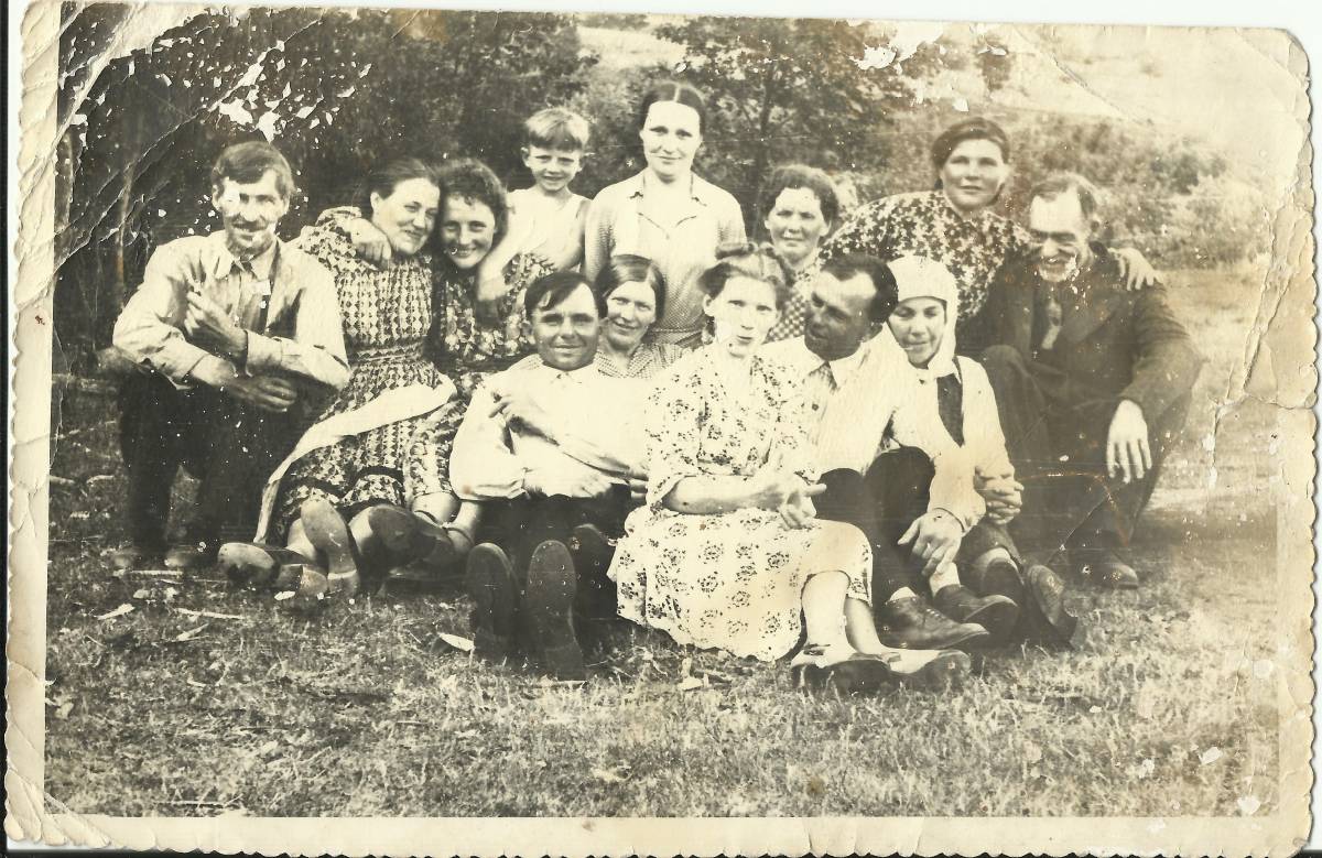  Rafołowo, wieś   (Višoŭski sielsowiet  ). 