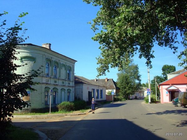  Дзісна, горад ( ). 