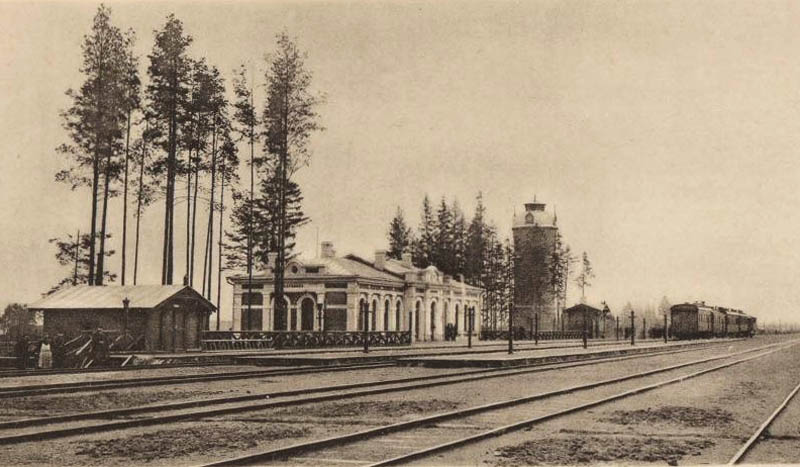  Фариново, деревня (Фариновский сельсовет). Здание вокзала в Фариново