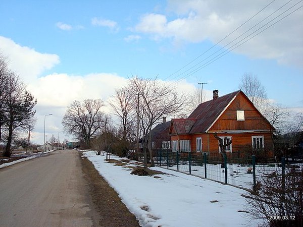  Кямелі, вёска (Мейшагола вясковая гміна). Улица в деревне