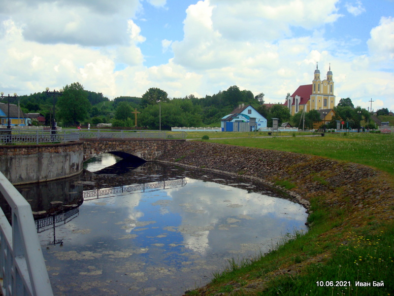  Крэва, аграгарадок (Крэўскі сельсавет). Пруды в центре Крево