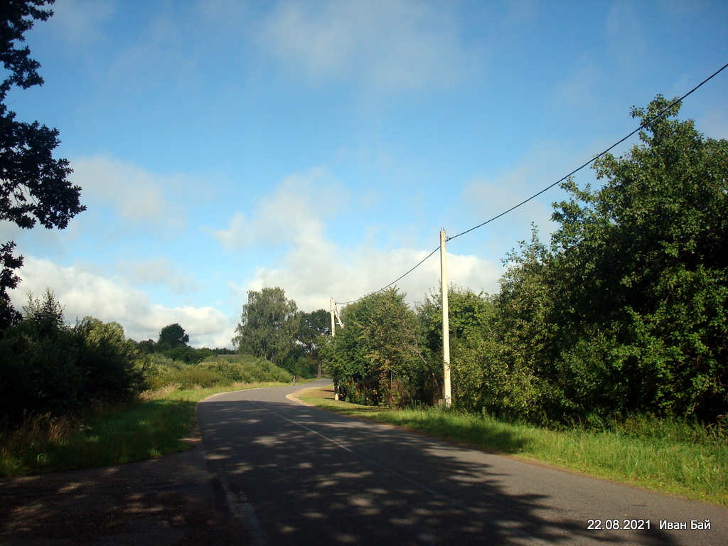 Maskalenyaty, village (Daŭhapolski rural council). Дорога через деревню