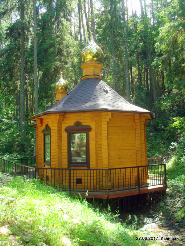  Серебрянка, вёска (Клясціцкая воласць). Часовня над источником