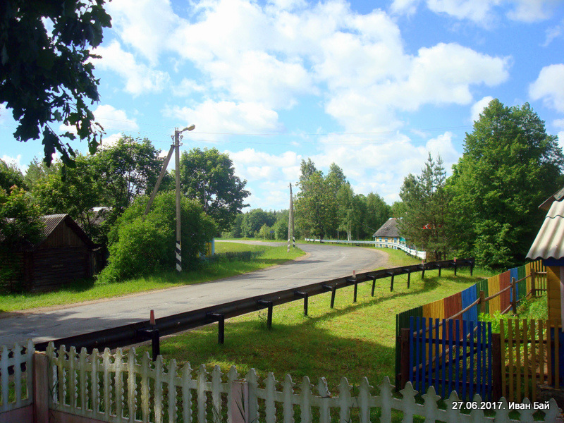  Siestronki, wieś (Zielonka sielsowiet). 