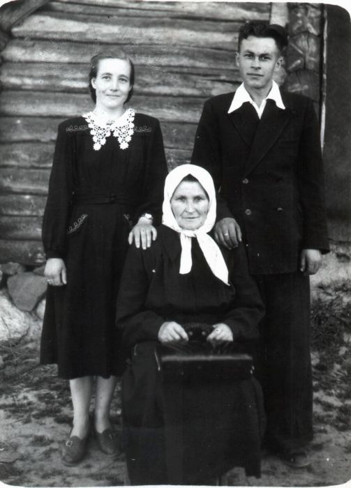  Бортники, деревня (Плисский сельсовет). 