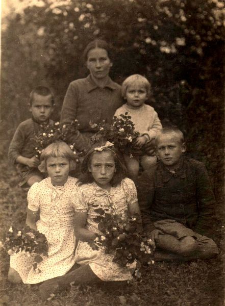  Starzynki, folwark   (Plisa gmina wiejska  ). 