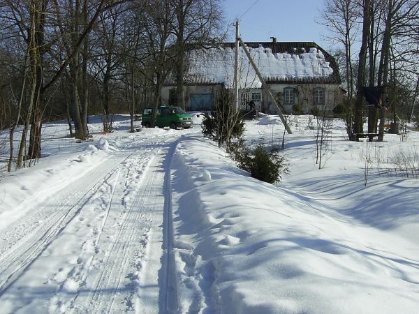  Dauble, village (Opsaŭski rural council). Белый дом