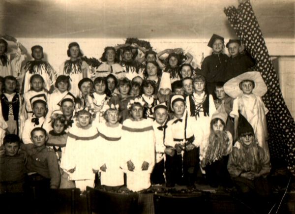  Валевка, агрогородок (Валевский сельсовет). Walówka- Szkoła Powszechna 1938 r.
