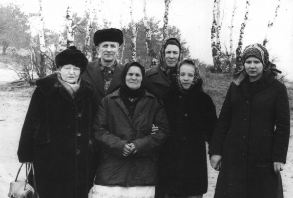  Demamerka, wieś   (Ručajoŭski sielsowiet  ). 1.1.Булацкая ...<br>1.2.Булацкая (Юрченко) Степанида Емельяновна (1904-1990)<br>1.3.....<br>1.4......<br><br>2.1.Булацкий Владимир Романович (28.08.1926 - 14.02.2008)<br>2.2.Булацкая (Юрченко) Мальвина Романовна 28.08.1933 г.р.<br>д.Димамерки