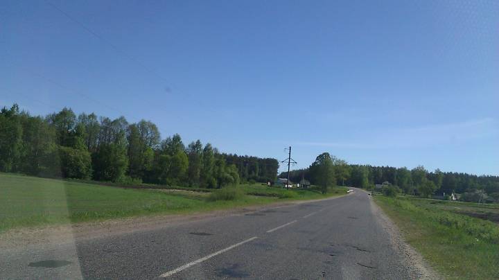  Кобылянка, засценак (Даўгінаў вясковая гміна). Дарога на стешицы