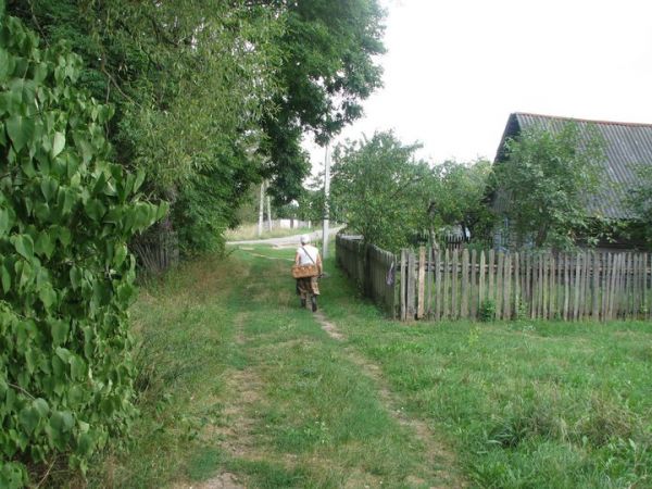  Колбавічы, вёска (Падгорнаўскі сельсавет). Droga od cmentarza