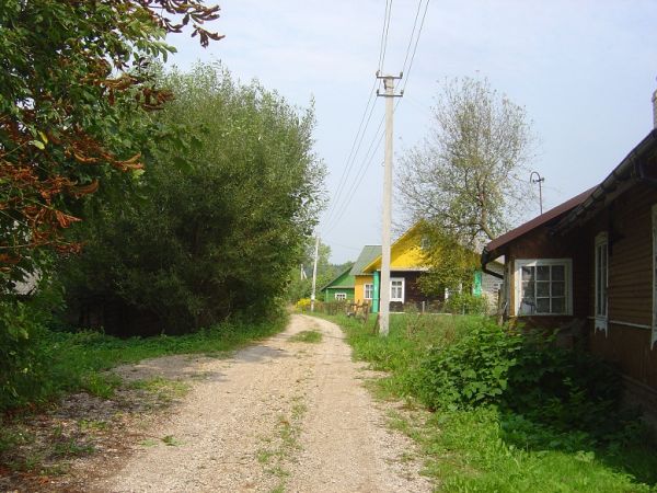  Smoliszki, wieś   (Dziewieniszki gmina wiejska  ). 